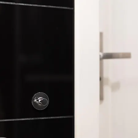 شقة Stare Good Weather بوزنان