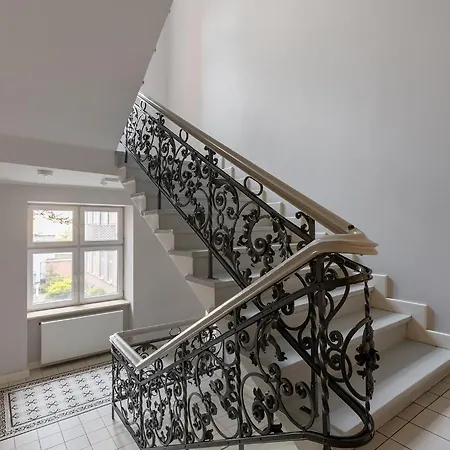 شقة Stare Good Weather *