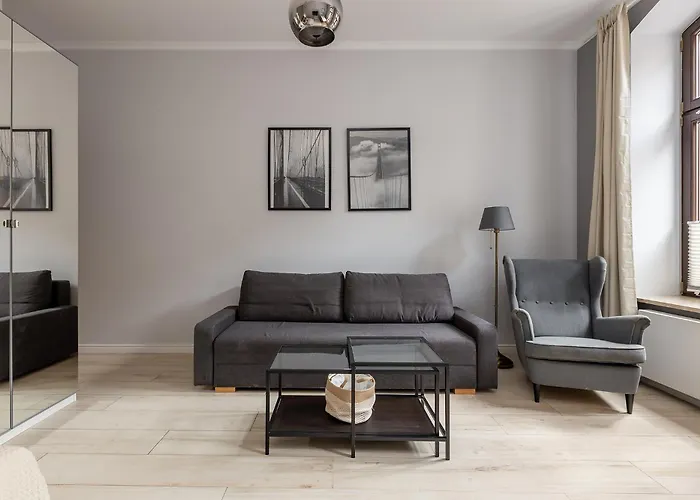 公寓 Stare Good Weather 波兹南